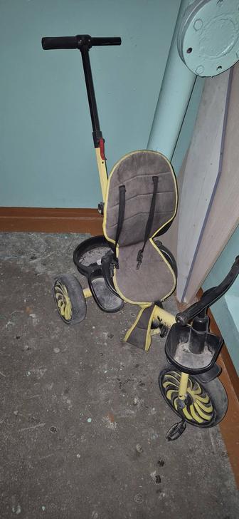 Продам трехколесный велосипед