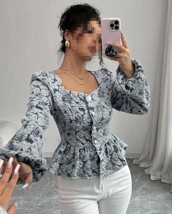 Продам очень элегантную рубашку кофту