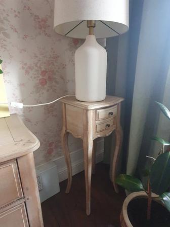 Продам комплект мебели Тумбочка,Стеллаж