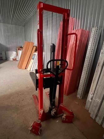 Штабелер ручной