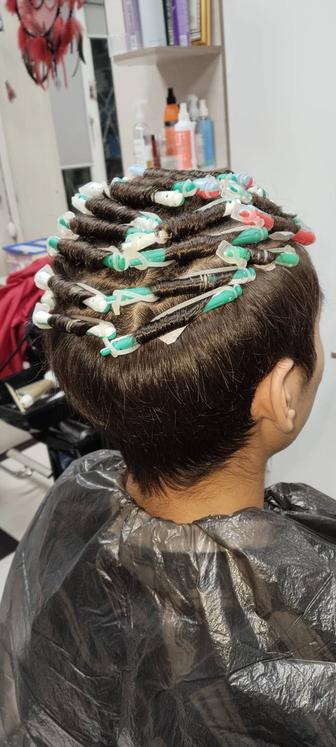 Бесплатные мужские и женские стрижки и окрашивание волос