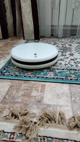 Робот-пылесос Xiaomi Mi Robot Vacuum-Mop White