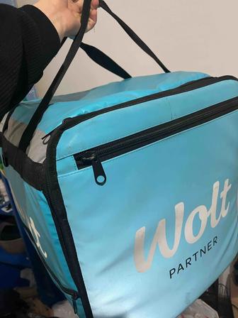 Продам термо сумку Wolt