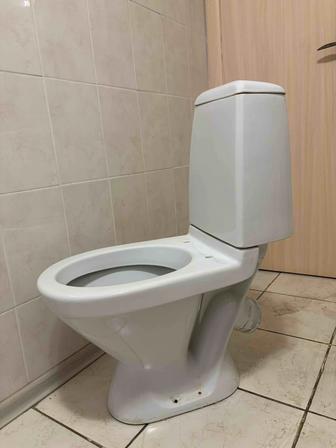 Продам унитаз