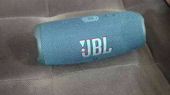 JBL колонка