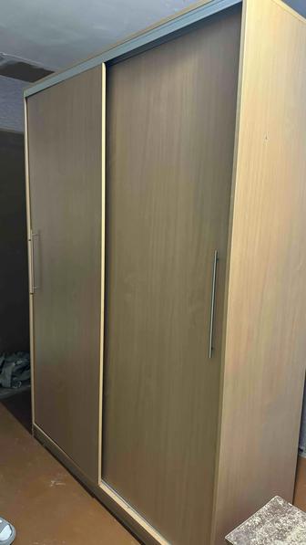 Продам шкаф