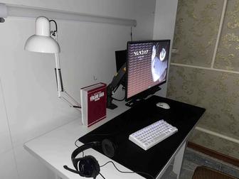 HKC monitor 240 Hz , Кронштейн