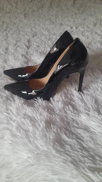 Продам туфли Jimmy Choo, размер 36