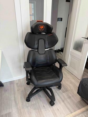 продам компьютерное игровое
кресло COUGAR Terminator Black