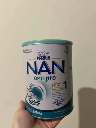 Продам детскую смесь NAN opti pro 1