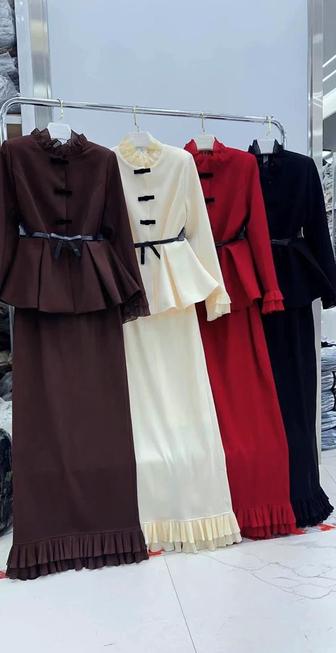 Двойка костюм юбка новый