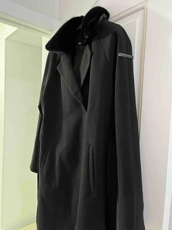 Продам пальто женское