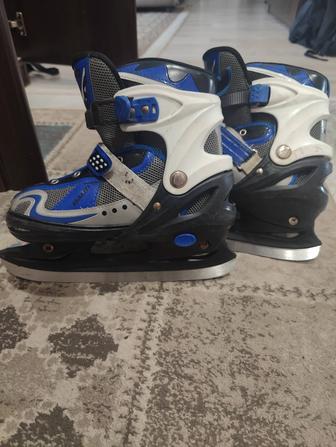 Продам коньки