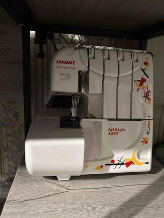 Продам оверлок