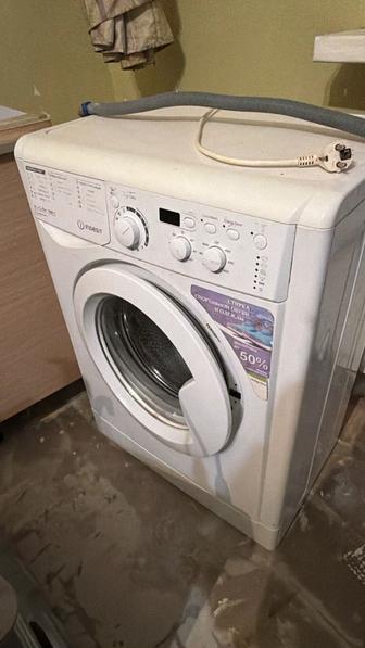 Стиральная машина Indesit рабочая