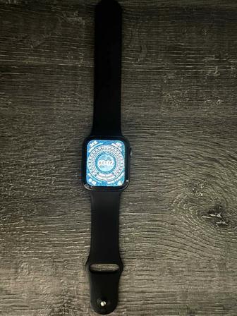 Apple Watch 4, 44mm