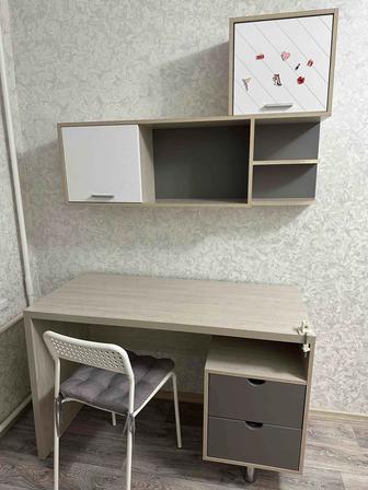 Продам письменный, школьный стол, подойдет в офис