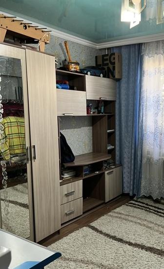 Продам Шкаф и кровать