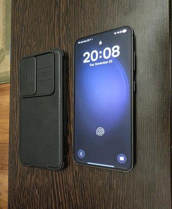 Смартфон Samsung Galaxy S23