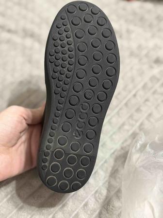 Продам кеды ecco для мальчика