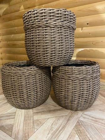 Продам кашпо из ротанга