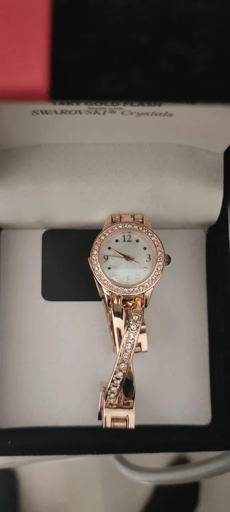 Продам часы и сундучок