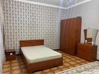 Комплект мебели для спальни (шкаф, кровать, комод)