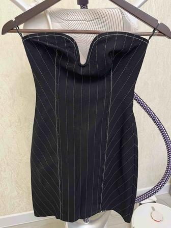Продам маленькое черное платье Zara