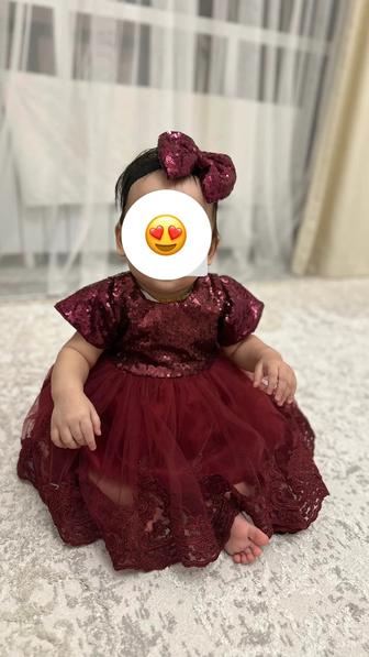 Продаю красивое пышное платье для девочки 6-12 месяцев