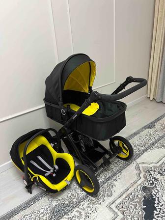 Продам коляску 2 в 1 с автолюлькой