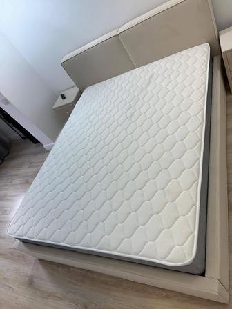 Кровать двуспальная 160х200