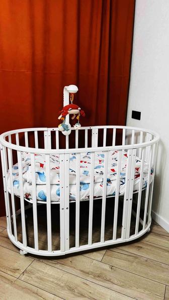 Детская кроватка