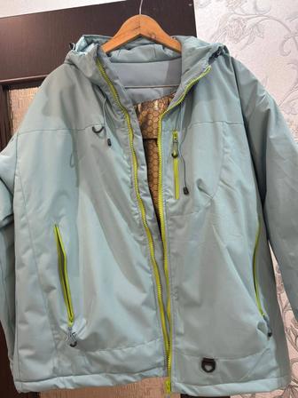 Продам куртку новый Пекин