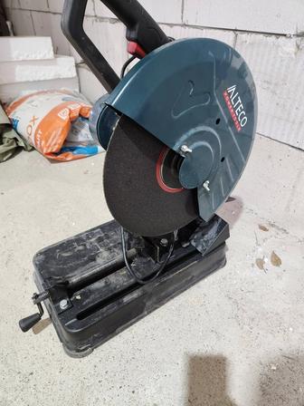 Продам монтажную (торцевую) пилу