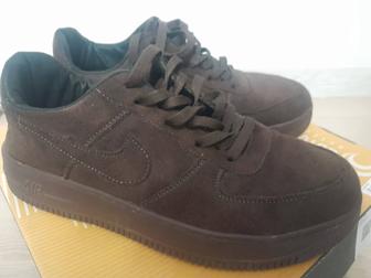 Демисезонные мужские ботинки 42размер