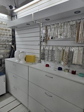 Шкаф витрина