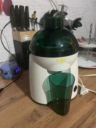 Соковыжималка (электрическая)