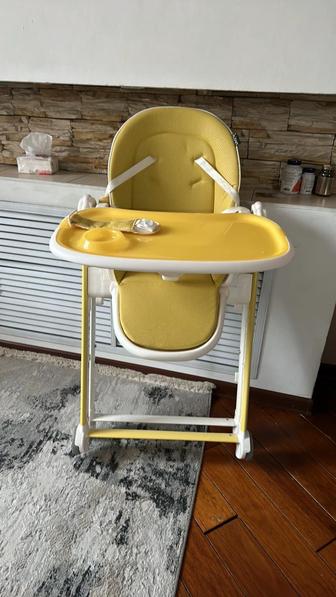 Столик для кормления