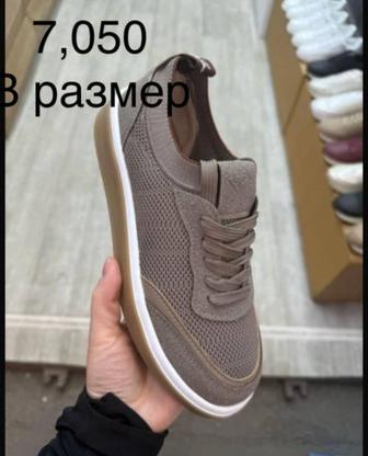 Продаю мокасины новые женские 37 р