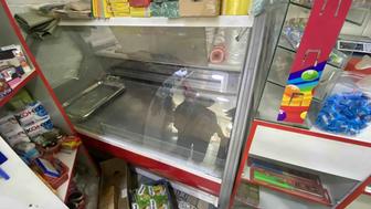 Витринный холодильник