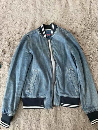 Бомбер Tommy Hilfiger