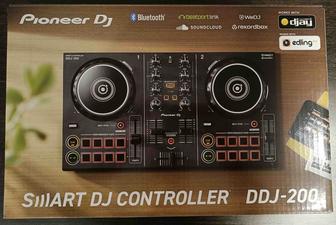 DJ Контроллер Pioneer DDJ-200