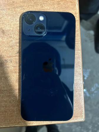 Продам Айфон 13