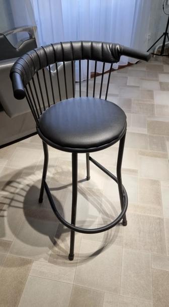 Продам барный стул