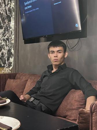 Официант