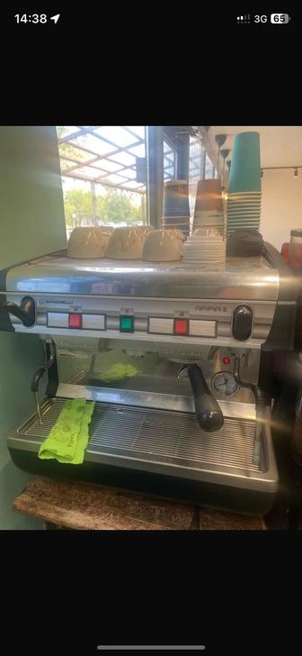 Продам кофемашину Simonelli Appia II