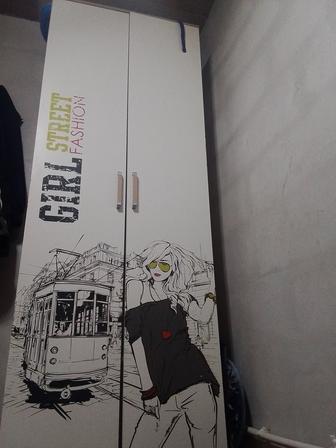 Шкаф ,шифоньер продам