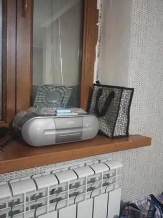 Старый Магнитофон