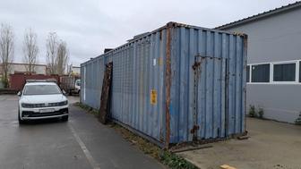 Продам контейнер 12м морской