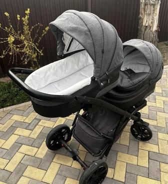 Продам коляску для двойни в хорошем состоянии